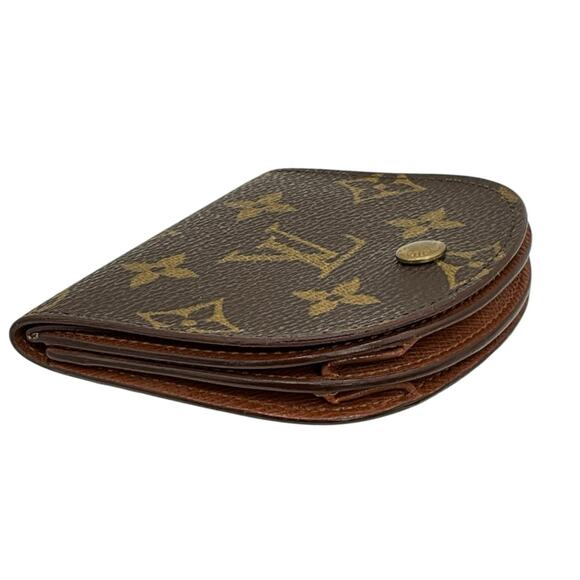 53. Louis Vuitton Monogram Coin Pouch - Picture 3 of 15
